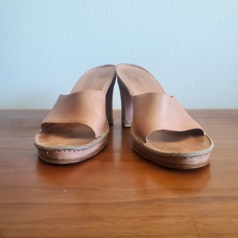 Vintage Tod's leather mule sandals